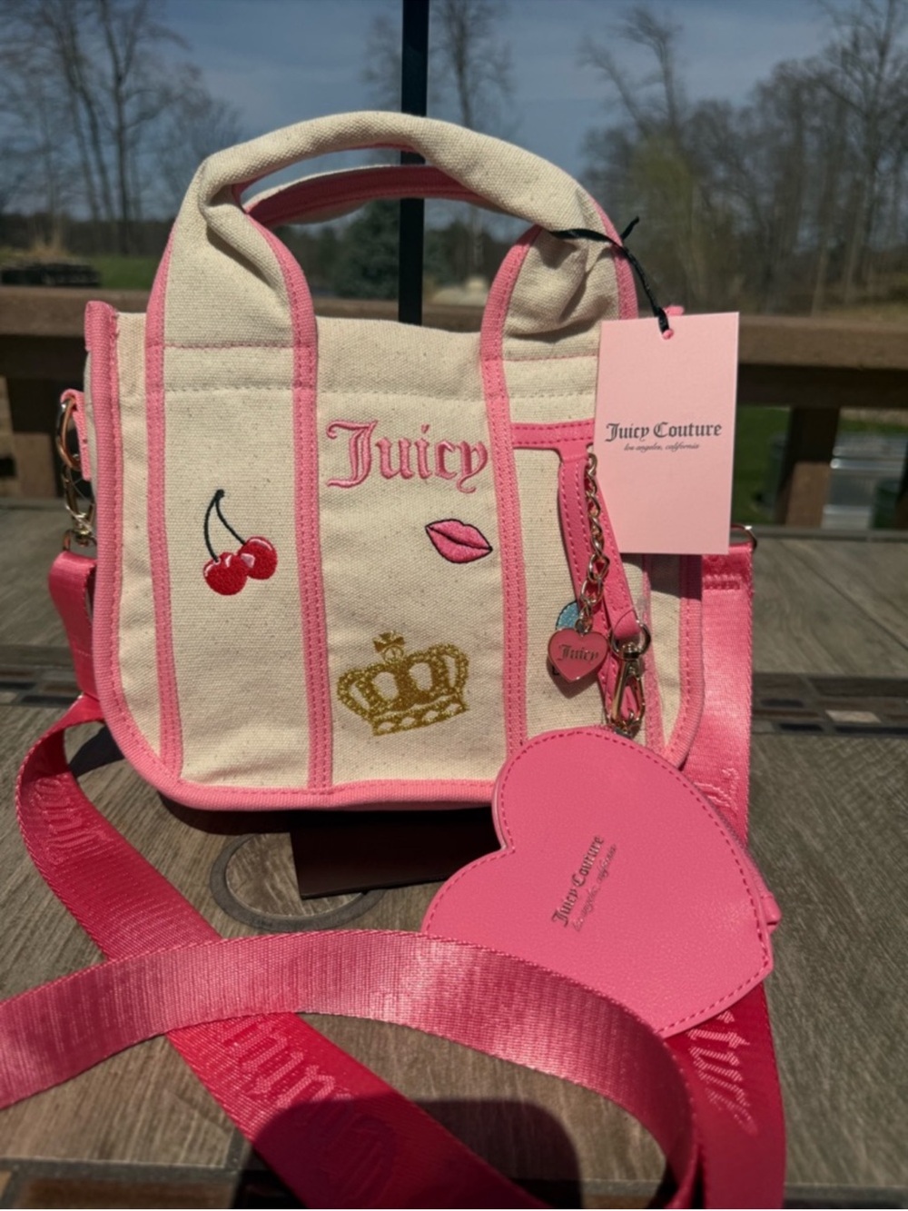 Juicy Couture NWT Embroidered Canvas Crossbody Bag w/Heart Pouch & Charms - Picture 9 of 10